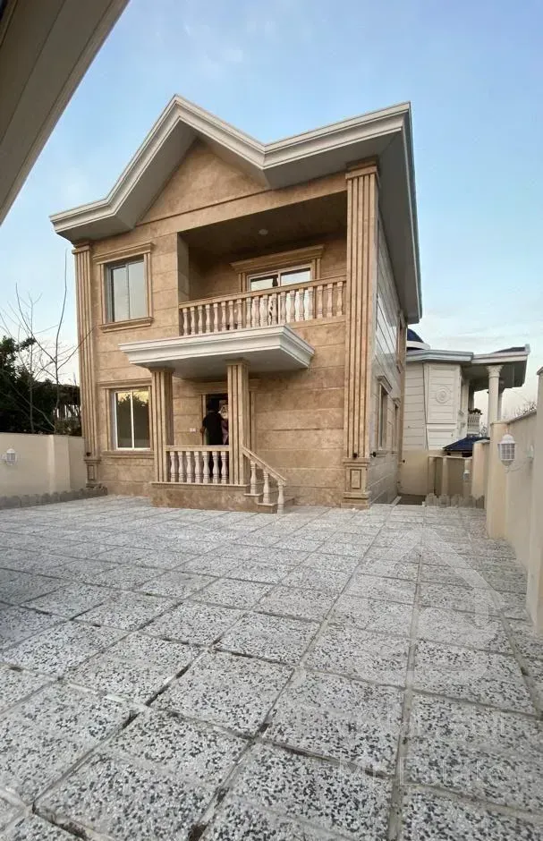 170متر ویلا 208متر زمین/شخصی ساز تنکابن