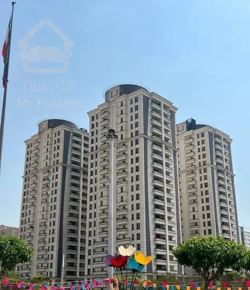 ۴۸متر/آسانسور/انباری/سرمایه‌گذاری/اردستانی