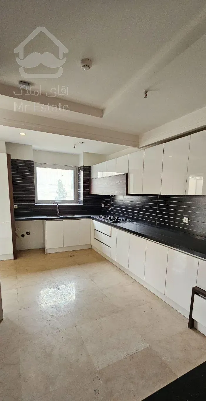 ۱۴۷متر نوساز ۳خواب ۳پارکینگ سندی.شیخ بهایی