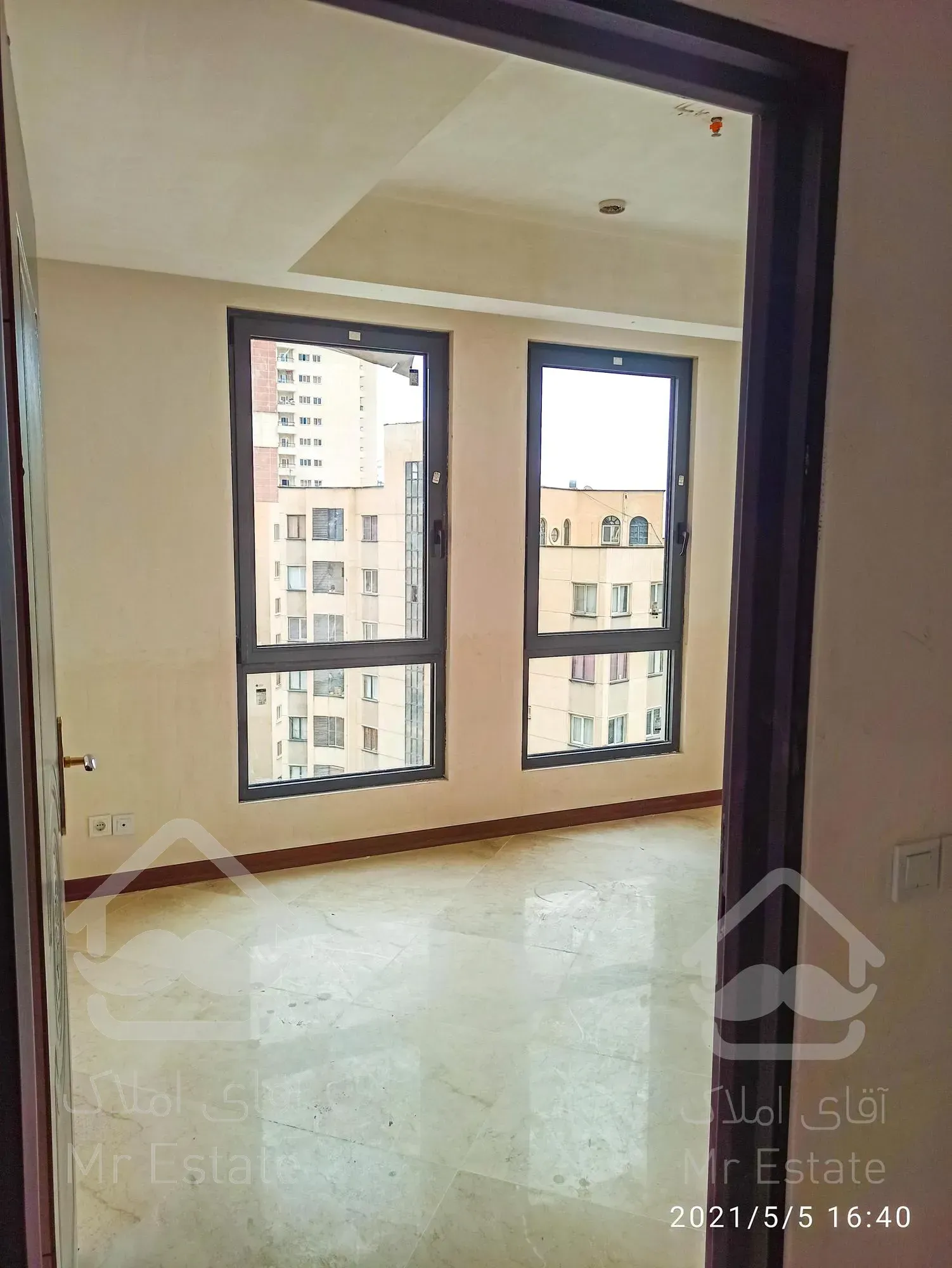 ۱۰۳.۵ متری ویو چیتگر