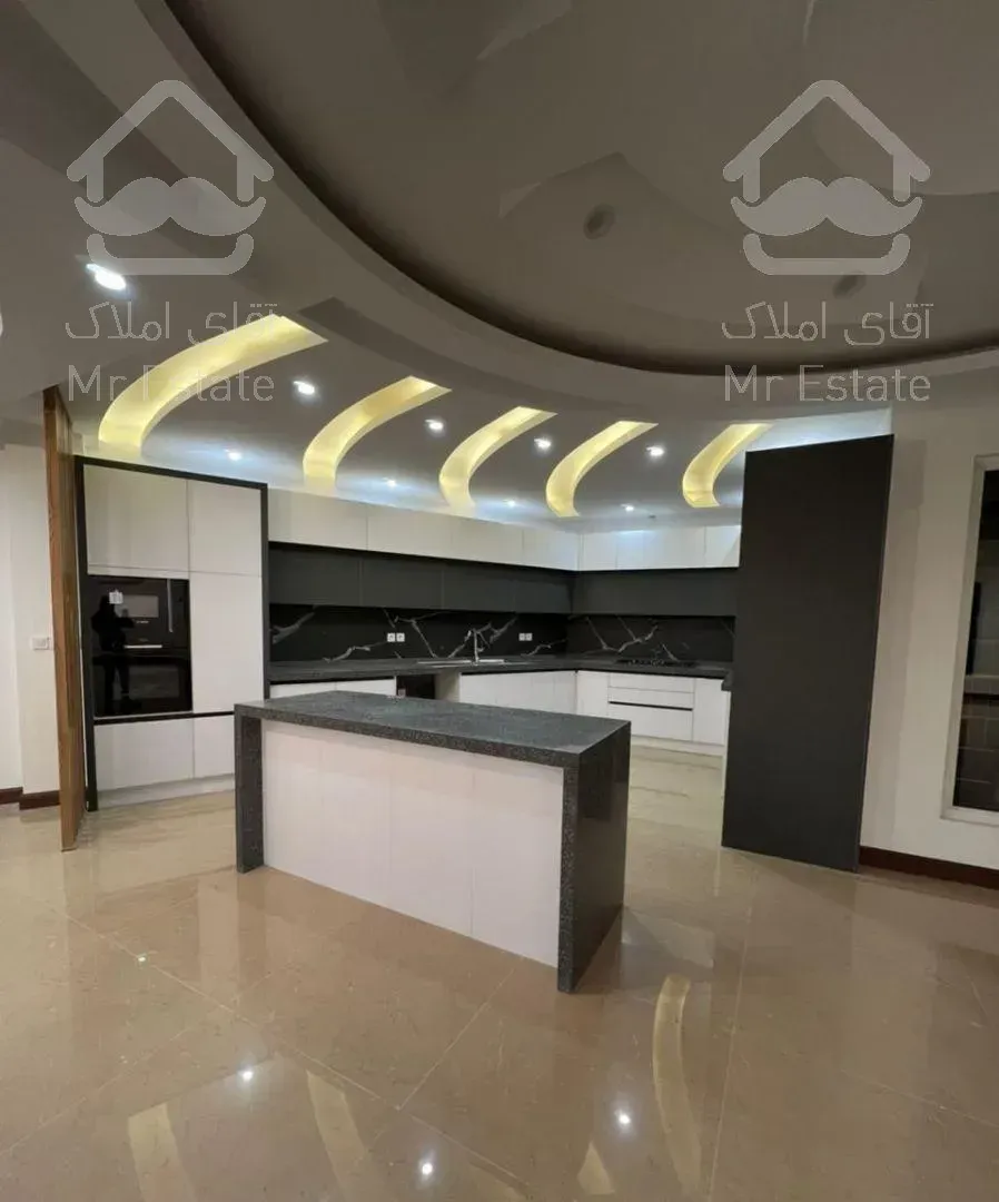 آپارتمان ظفر ۱۸۲ متر کلید نخورده تک‌ واحد