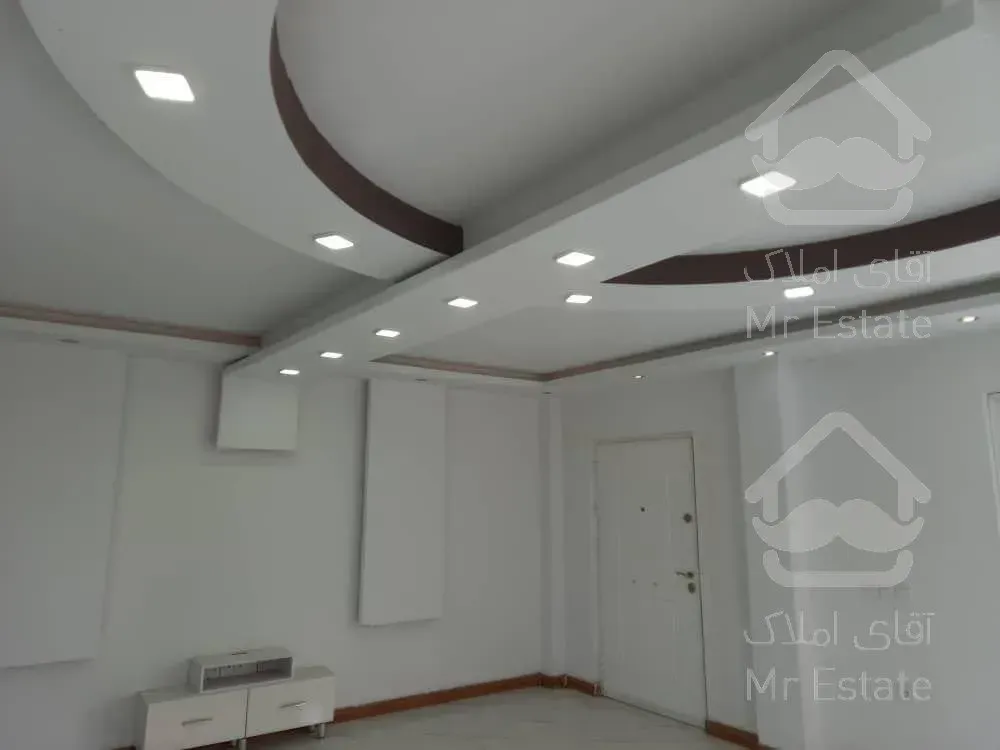 فروش ویلا ۲۵۰ متری