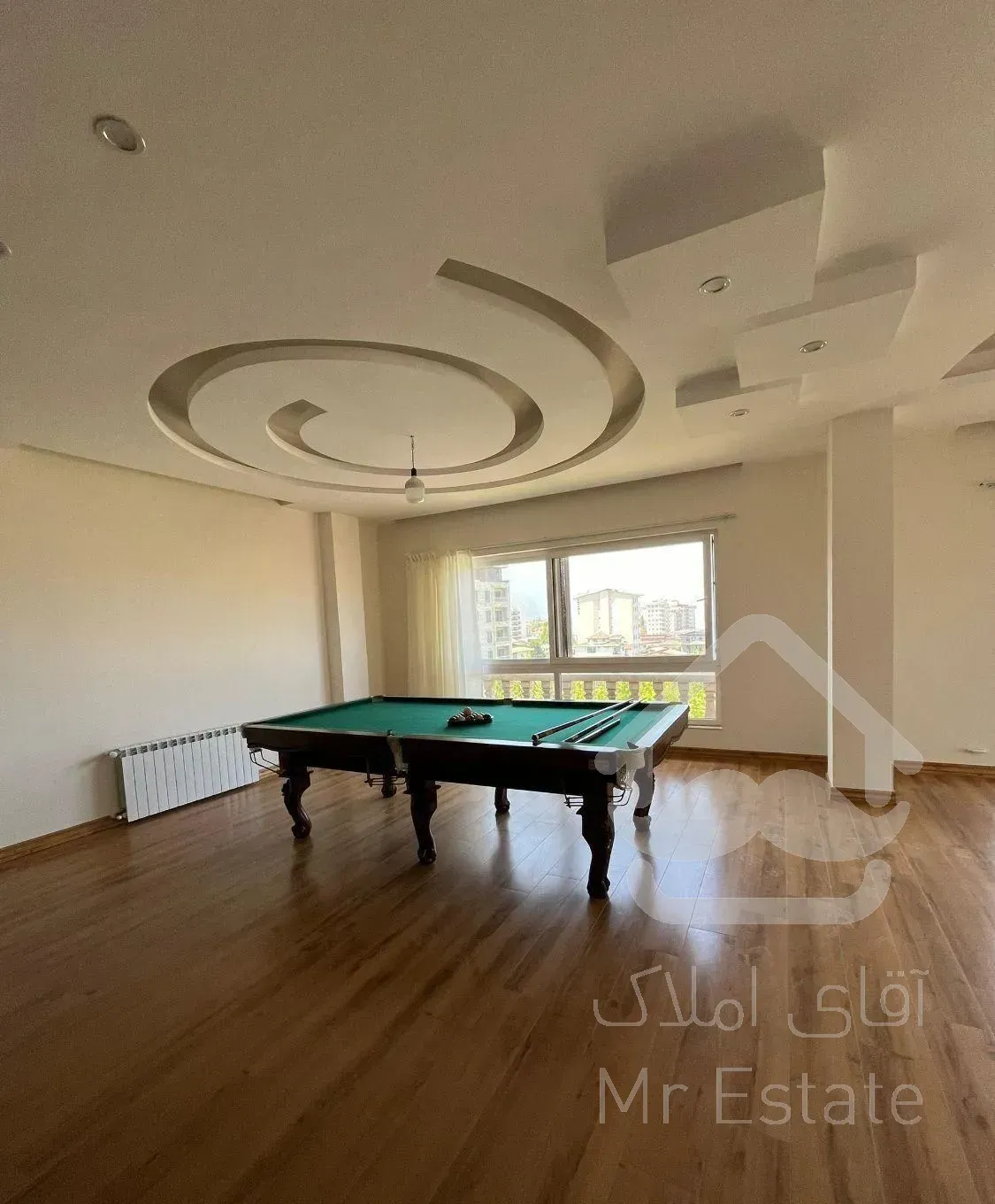 ۱۳۰ متر طالقانی/ ویو دریا و کوه/ سرمایه گذاری