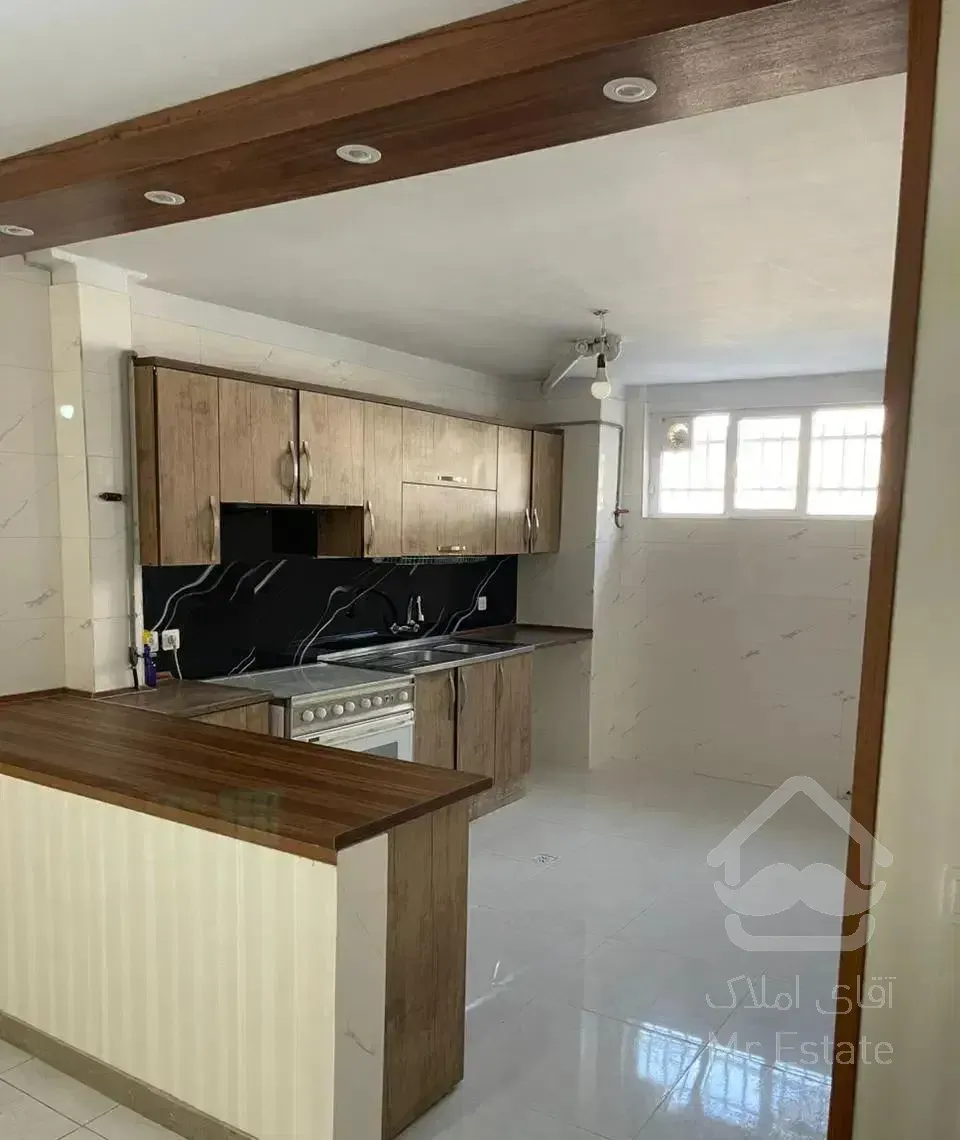 اجاره ویلایی ۱۰۰متر ۲خواب همکف حیاط دارشهرک چشمه