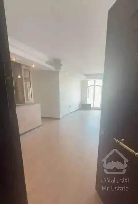 120متر//سه خواب//تاپ لوکیشن