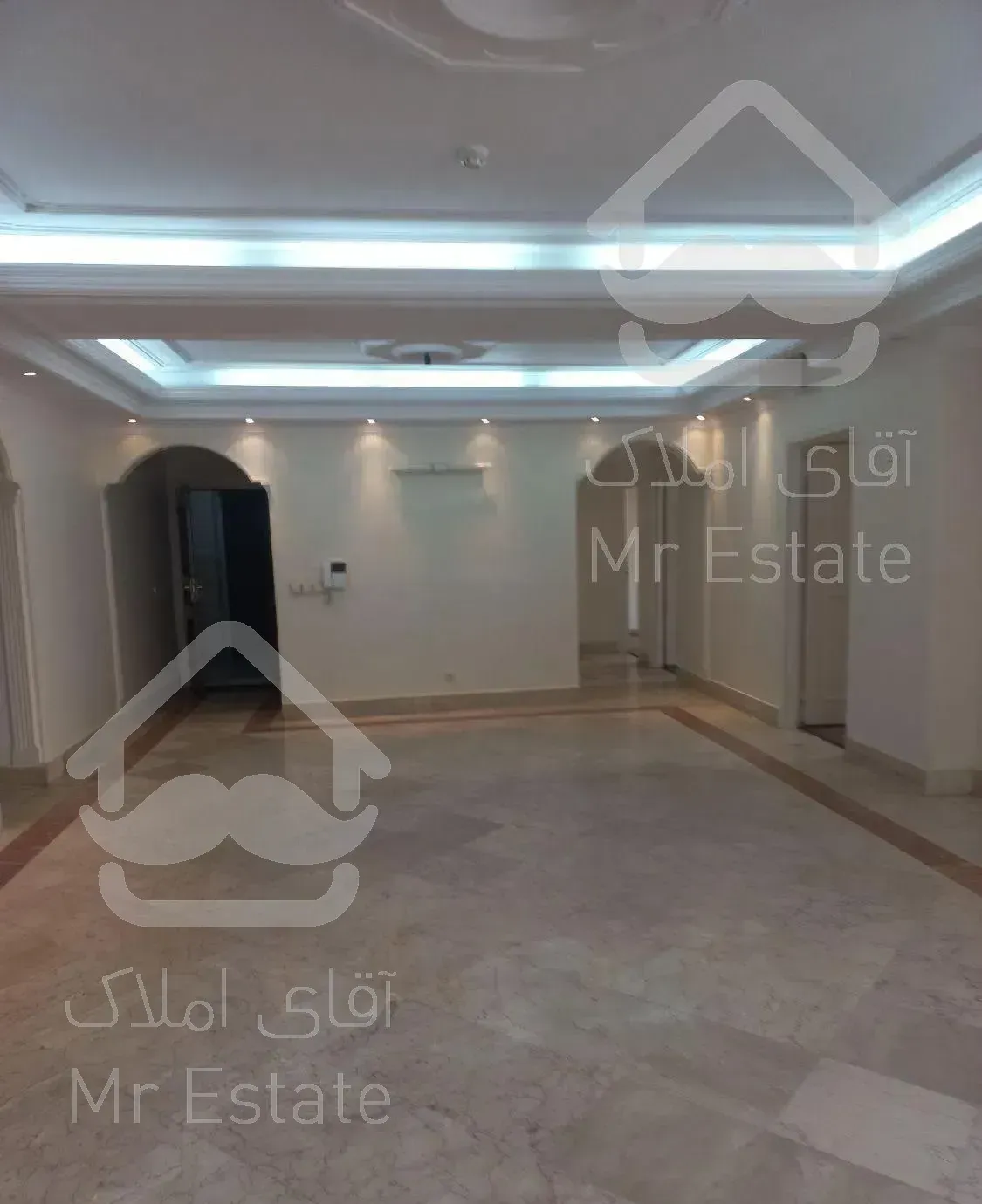 واحد۱۴۰متری ،تخلیه در سعادت آباد