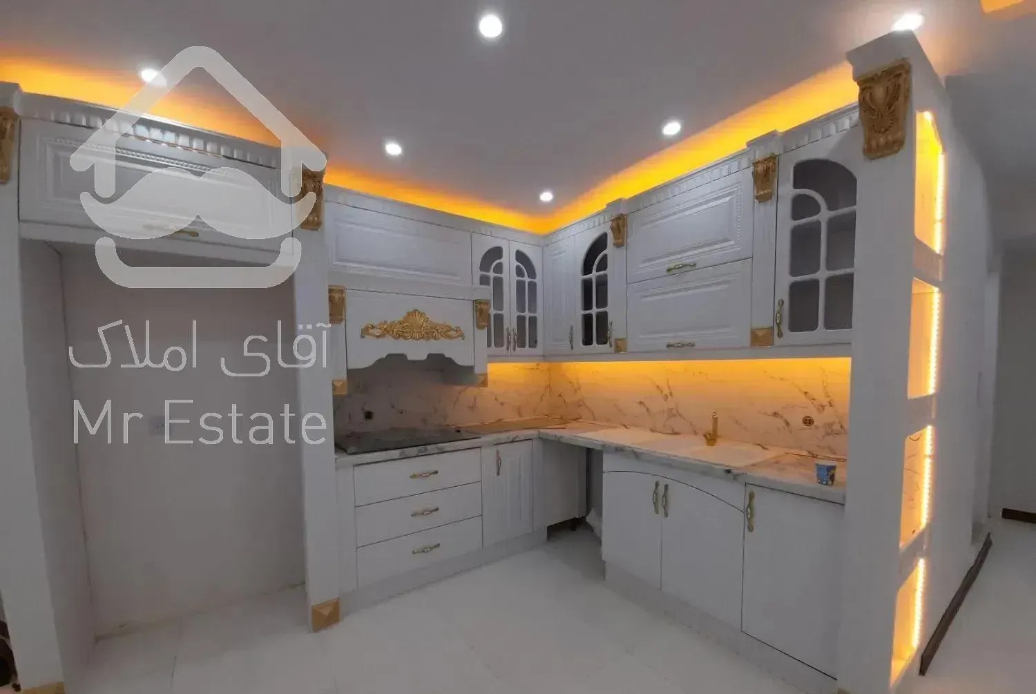 آپارتمان ۹۳متری سنددار دوم غربی شاهین ویلا