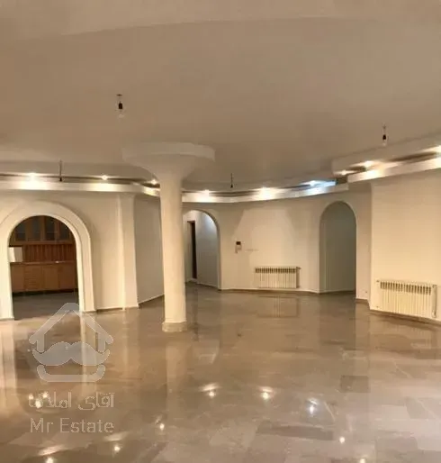 ۲۳۰ متر۳ خوابه/تاپ لوکیشن کامرانیه شمالی/۳ پارکینگ