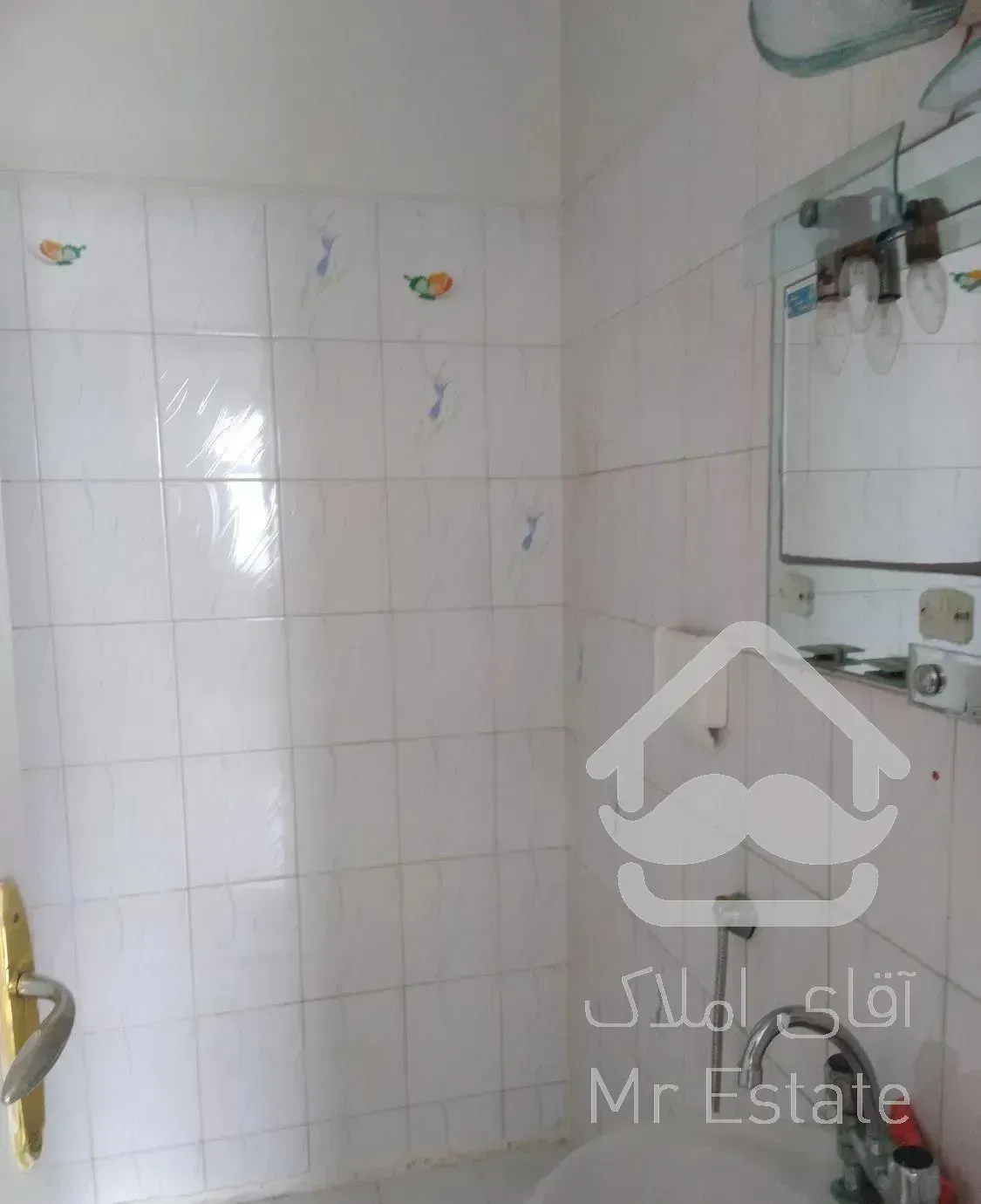 ۶۲ مترطبقه سوم بسیار خوش نقشه