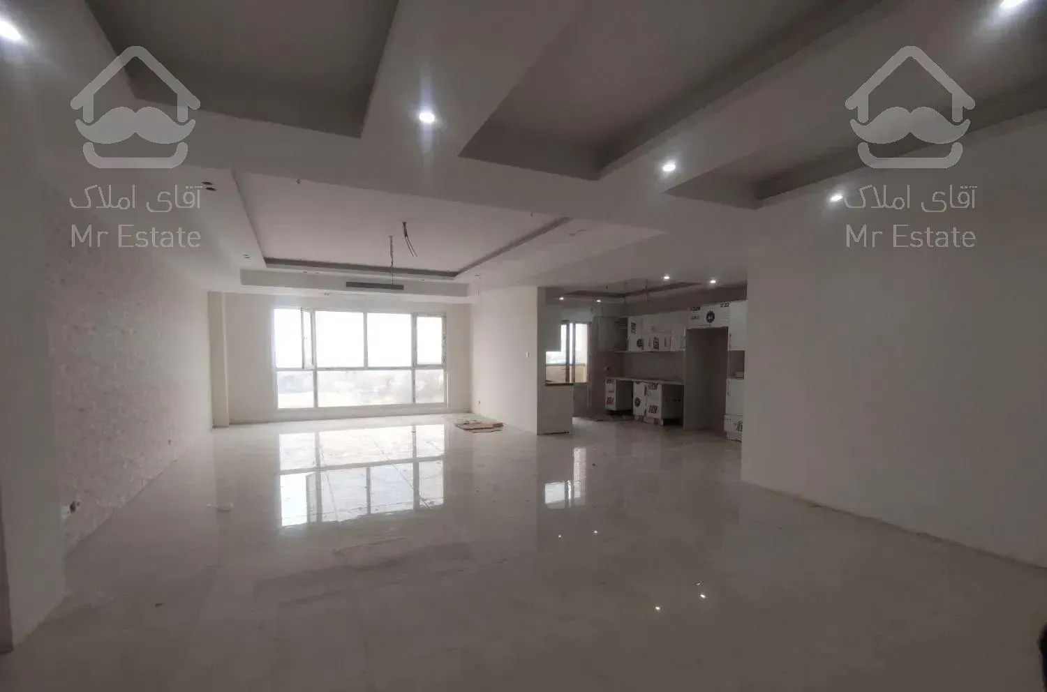 ۱۸۰ متر/۳خواب/برج مجلل/ویو ابدی