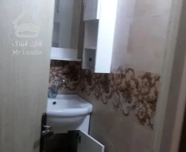 آ‌پارتمان ۹۰ متری