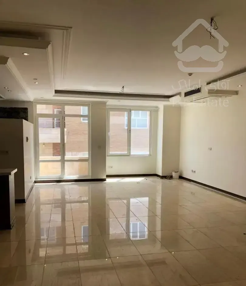 آپارتمان ۱۵۰متری بلوار جمهوری