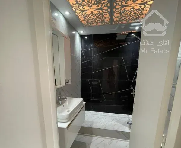 آپارتمان 111متری فول شهرک آپادانا طبقه 4