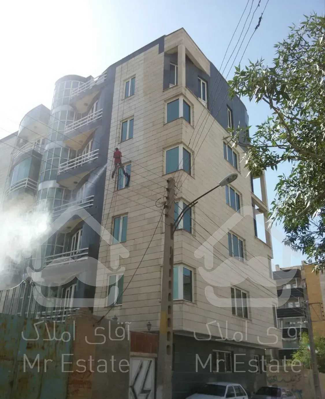 نماشویی شستشو نما کار در ارتفاع پیچ رولپلاک طناب