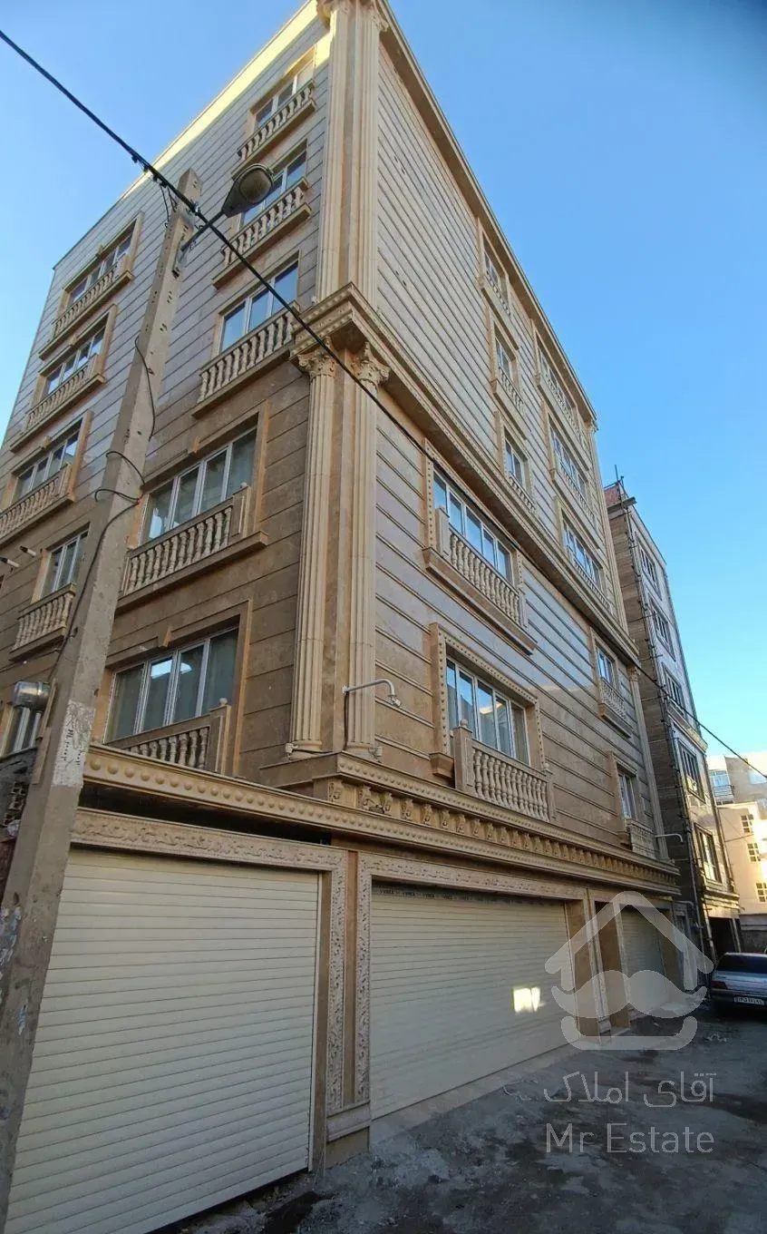 معاوضه آپارتمان ۲۳۰ متری با واحد کوچکتر