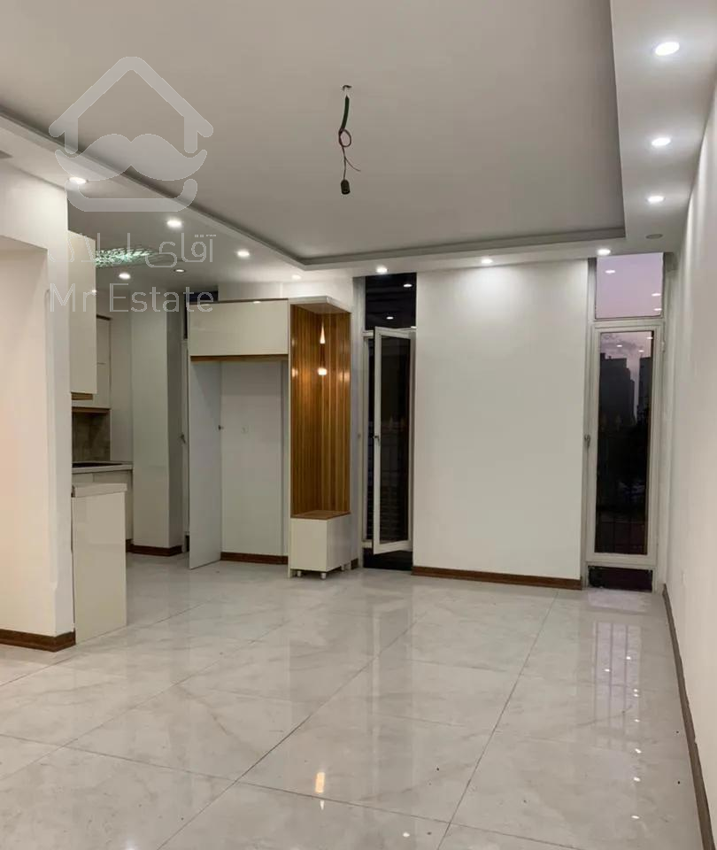 ۶۶ متر / دو خواب / تاپ لوکیشن اباذر