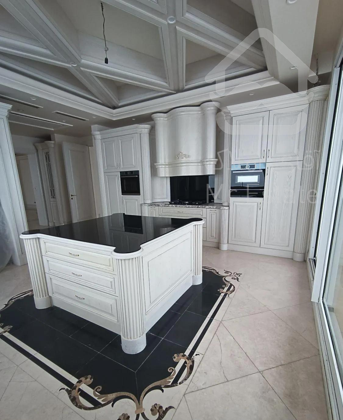 زعفرانیه ۴۰۰ متر پنت ( ۴ خواب مستر ، ۳ پارکینگ )