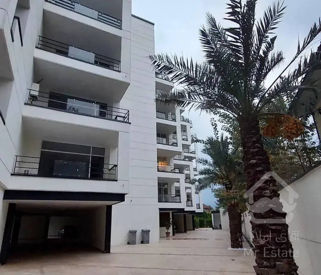 آپارتمان ۱۲۰ متری با مشاعات در رویان/قیمت مناسب