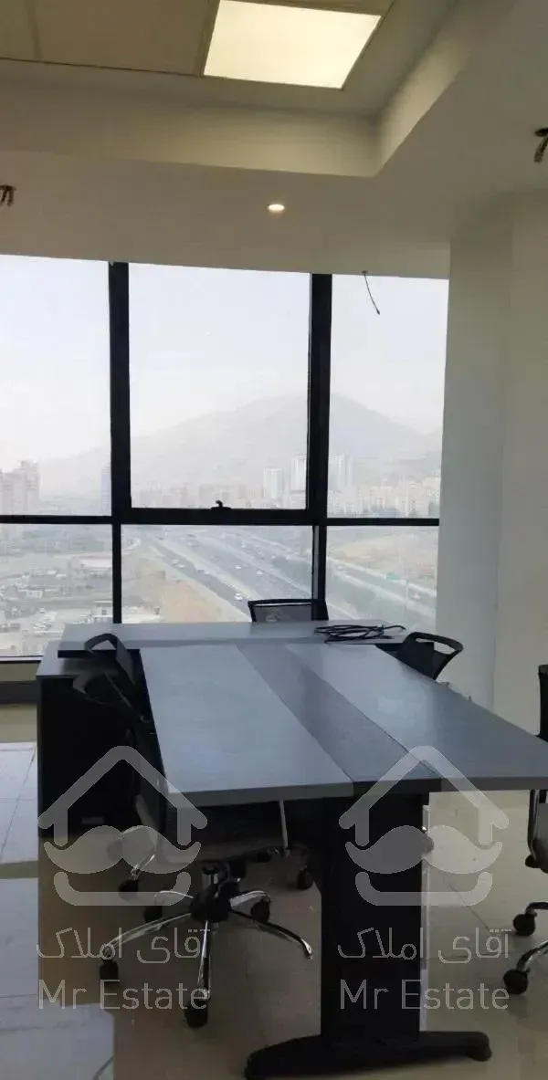 برج اداری فرانتیوم  210 متر