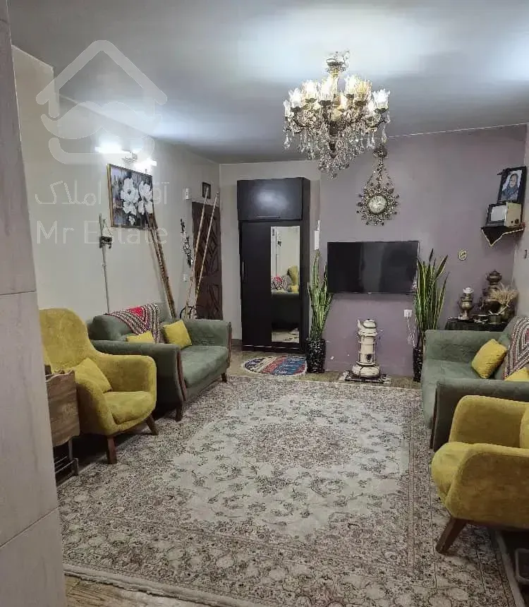 44متر باوام آماده/بالکن انباری سندی/خ 17شهریور