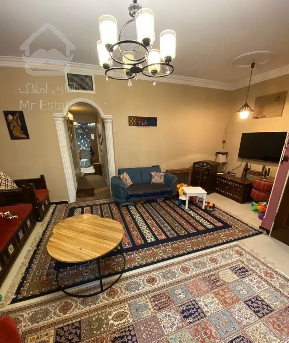 ۷۰ متر دو خواب بهترین لوکیشن فردوس غرب