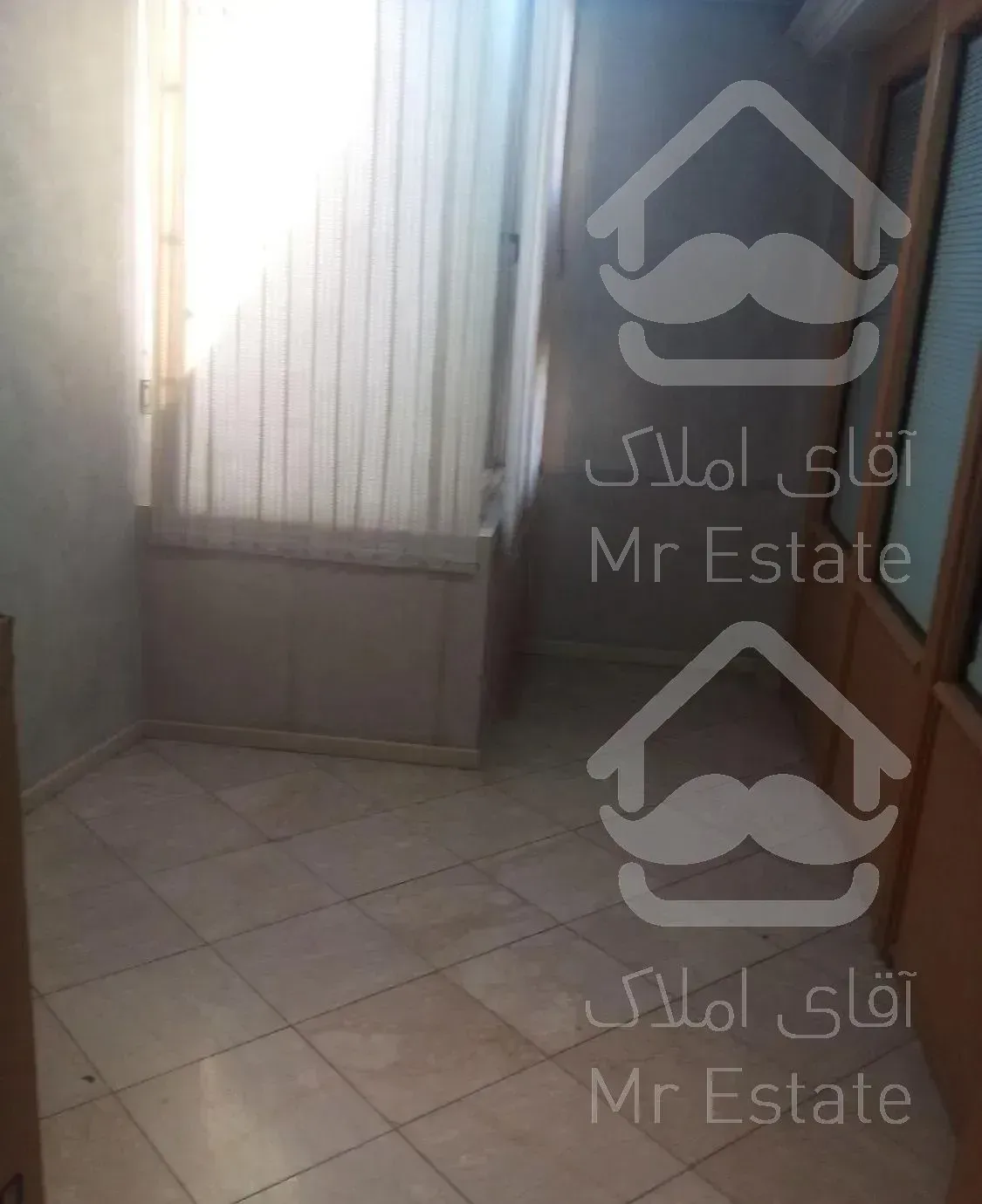 ۱۰۰متر اپارتمان موقعیت اداری