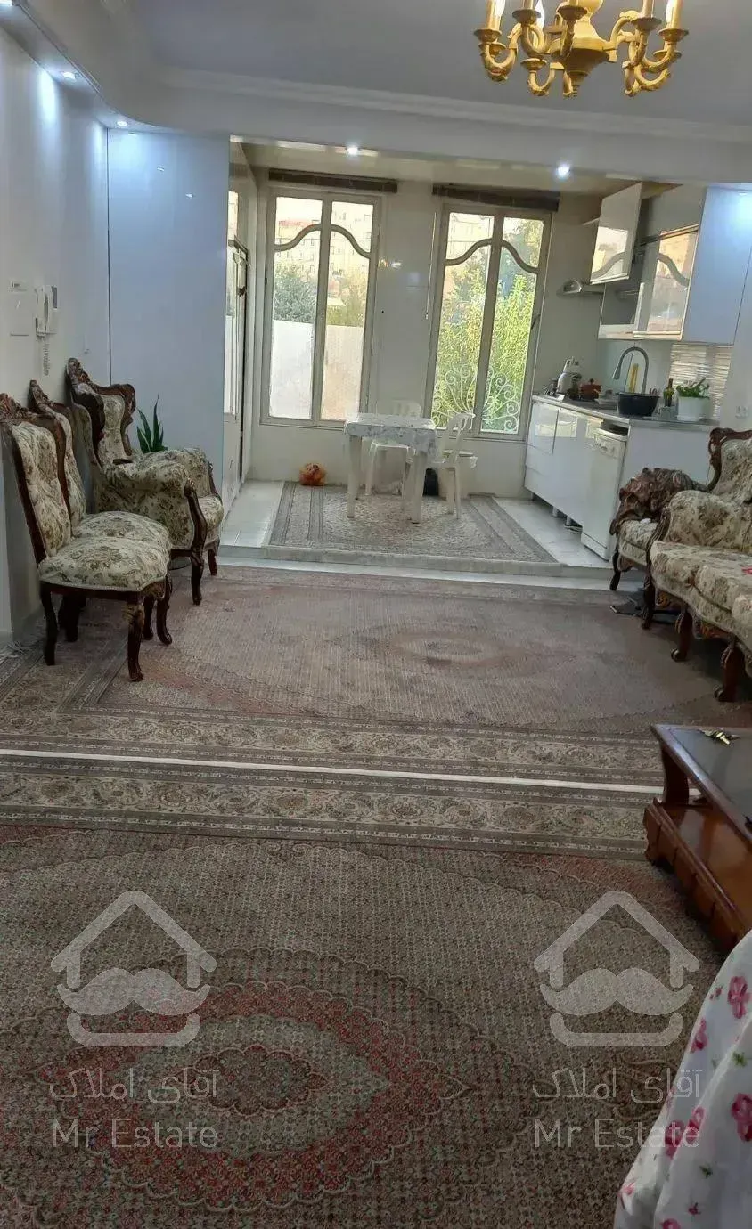 اپارتمان ۹۰ متری طبقه اول