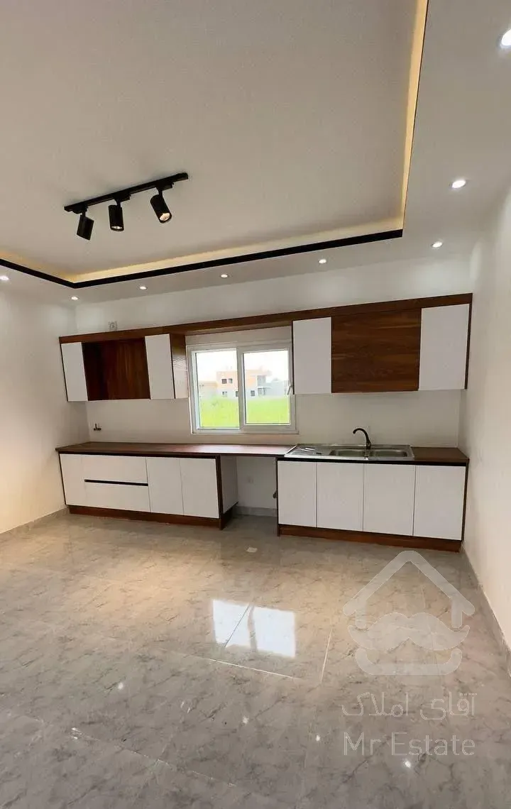 نیم پیلوت ۳خواب مستر/ساحلی/بافت کامل/کوچه خصوصی