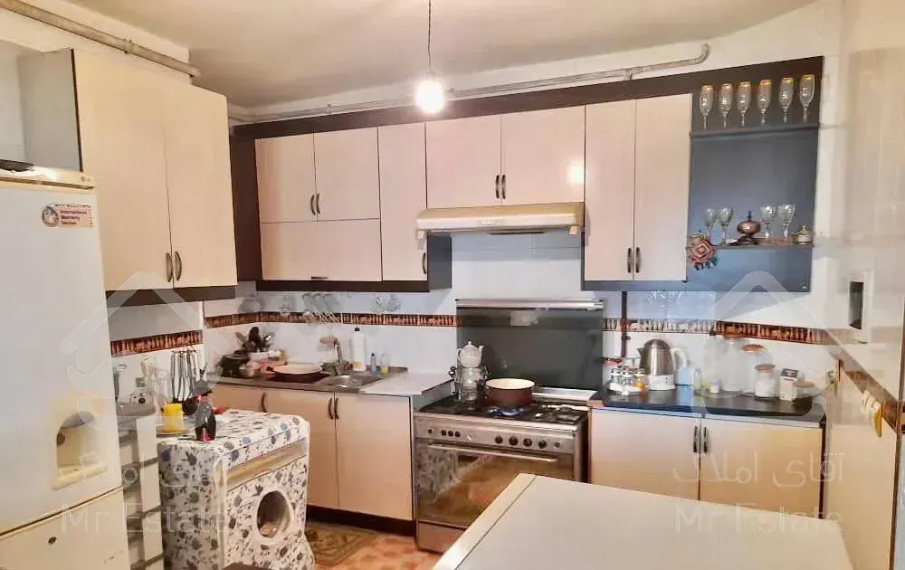 آستارا نبش کشاورزآپارتمان۱۱۰متر فروش