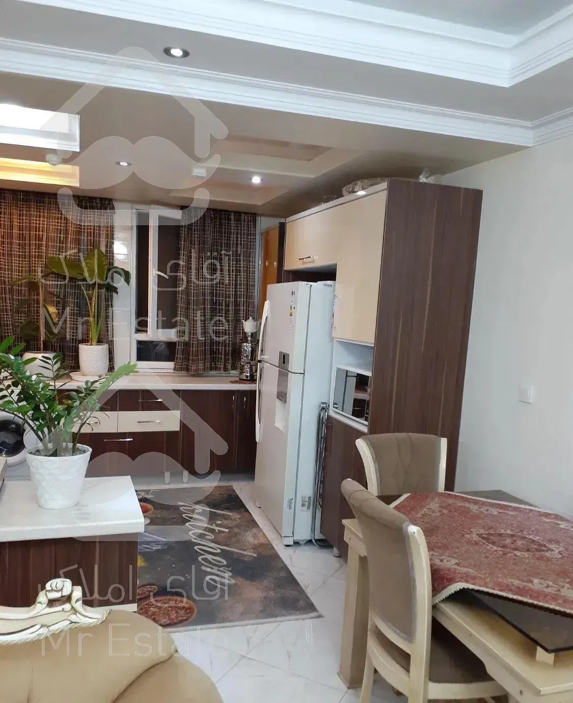 اپارتمان ۷۵متری ۲خوابه فول امکانات رو به افتاب