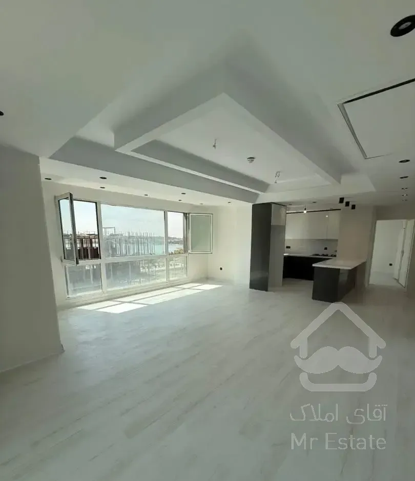 ۱۲۱ متر ۳ خواب رینگ اول دریاچه امکان اخذ وام بانکی