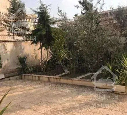 آپارتمان،۱۳۰ متری، ۳ خوابه،شهرک غرب