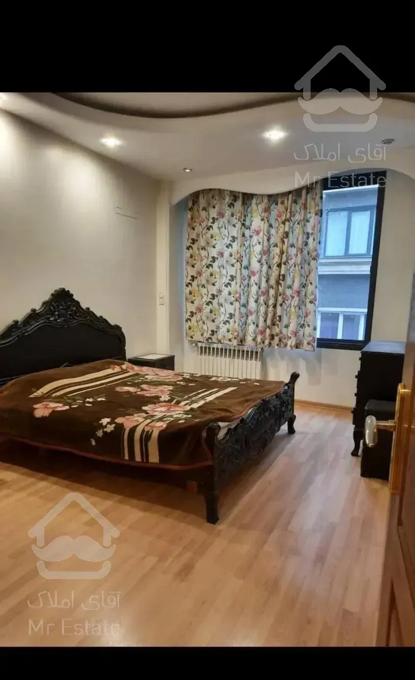 اپارتمان۱۶۰متری شیک