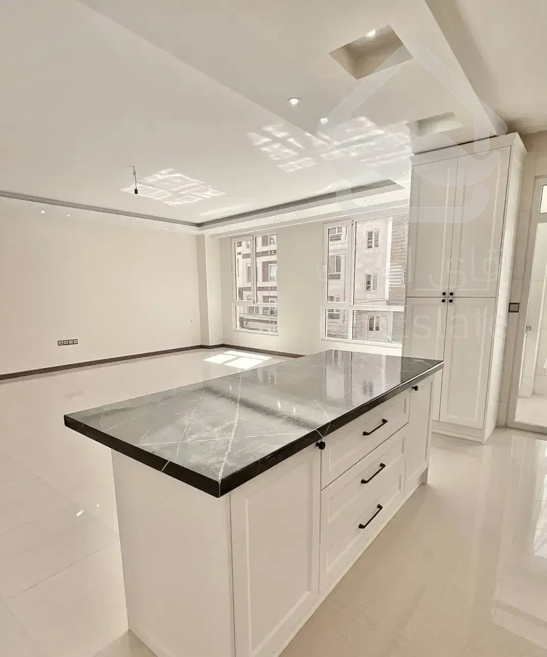 کـلـیدنـخـورده / ۱۷۰متر ۳خواب /مــ‌رزداران شـرقــی