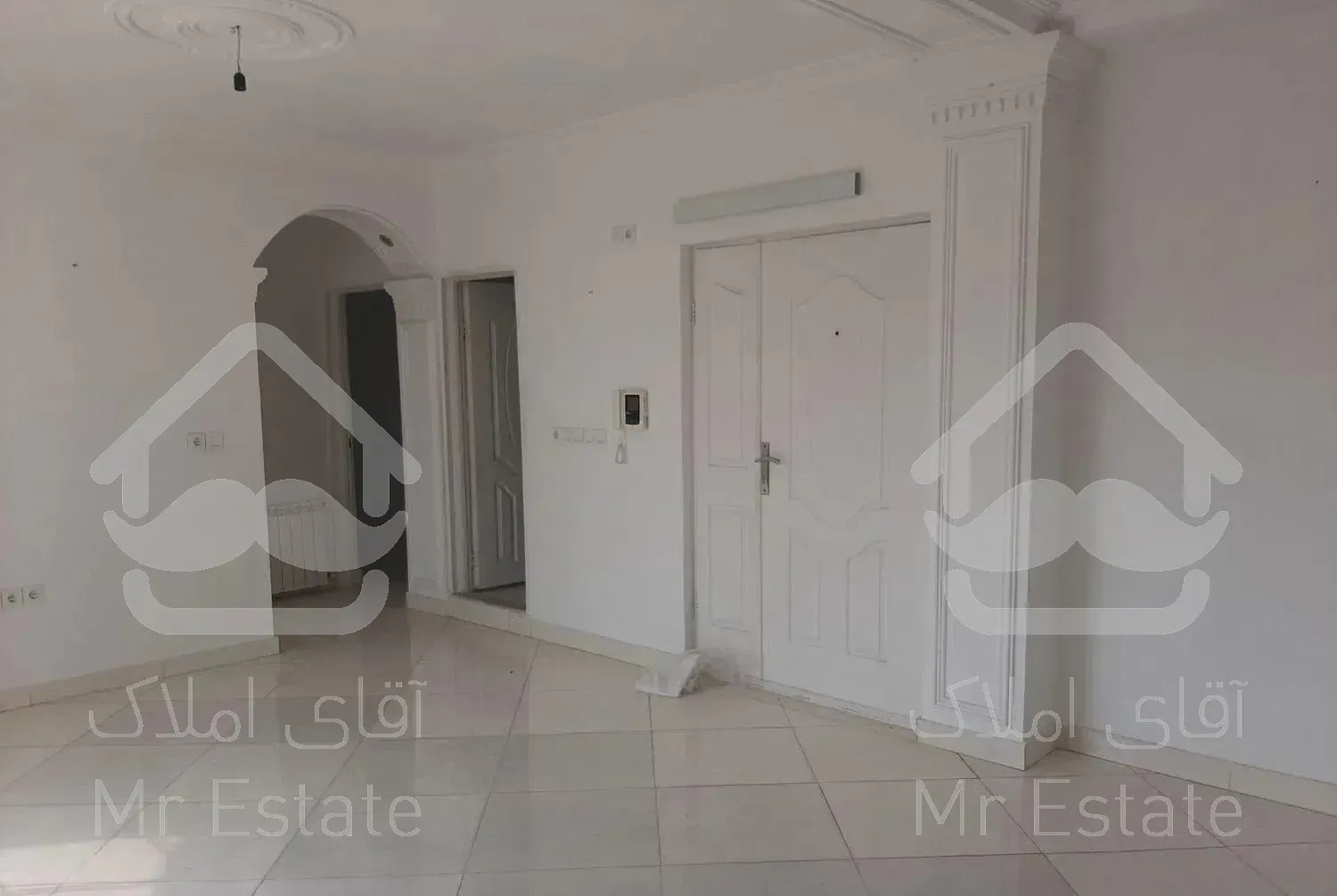 آپارتمان تک واحدی ۹۰ متری در خیابان ساحل