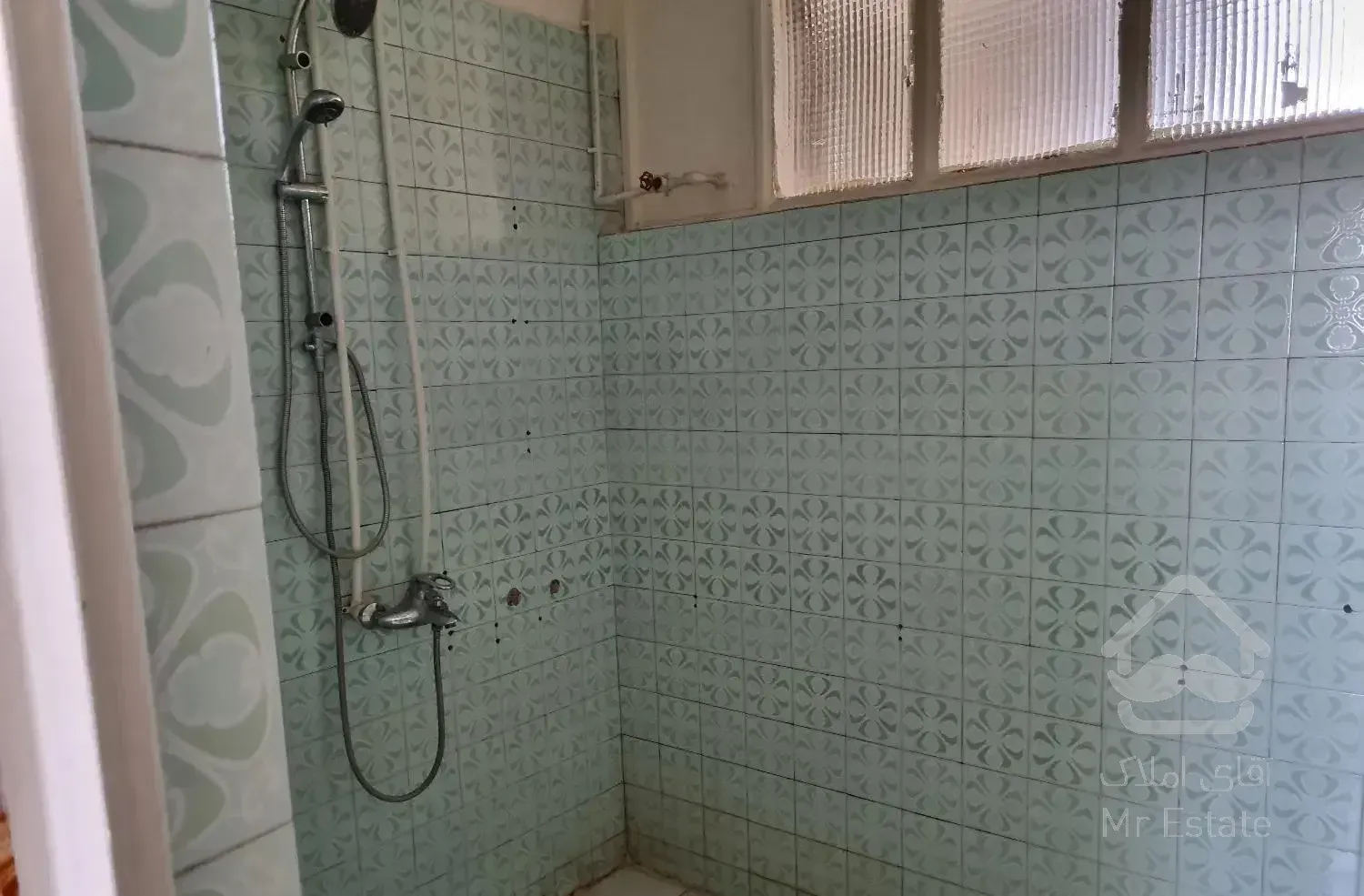 آپارتمان ۱۵۵ ستارخان.۲ پارکینگه