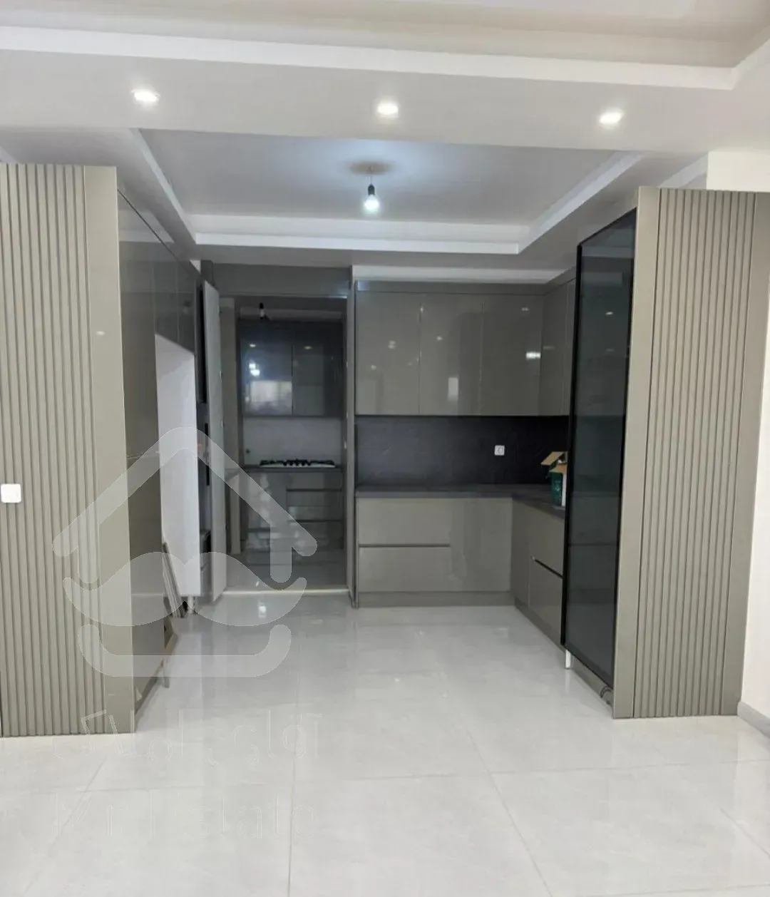 اجاره آپارتمان ۱۸۵ متری ۳ خوابه سلمان فارسی