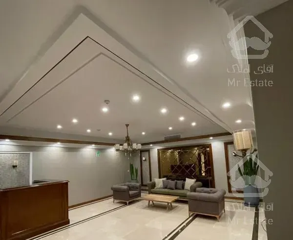 ۲۰۰ متر کلید نخورده فرمانیه اندرزگو