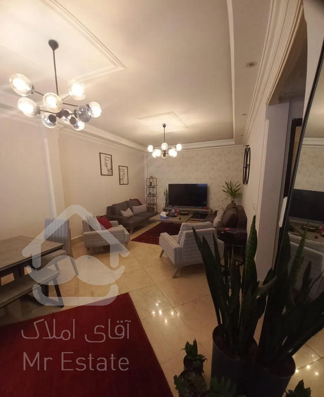 آپارتمان ۸۰متر/۲خواب/دیباجی جنوبی تک واحدی