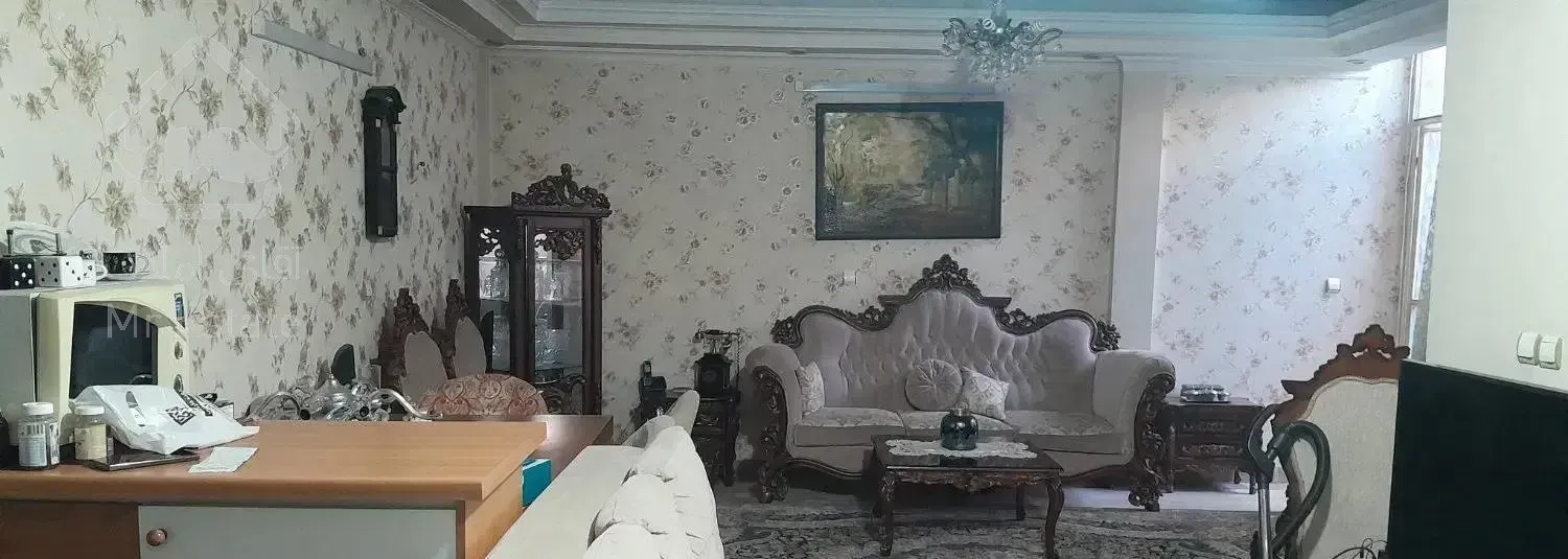 اپارتمان مسکونی واقع در خیابان ظهیرالاسلام