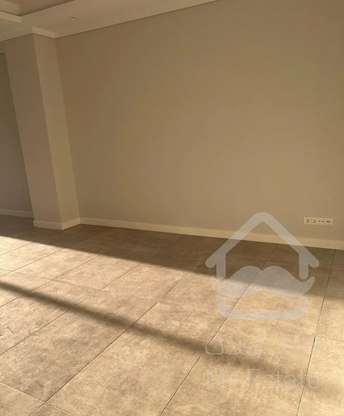 سند اداری 52 متر بر نیاوران