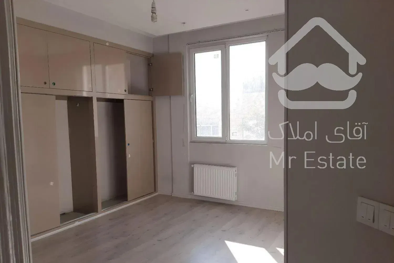 آپارتمان ۱۵۰ متری ۳ خوابه