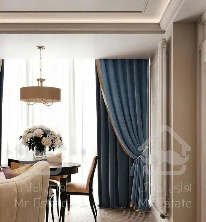 73متری پیروزی،آفتاب گیر