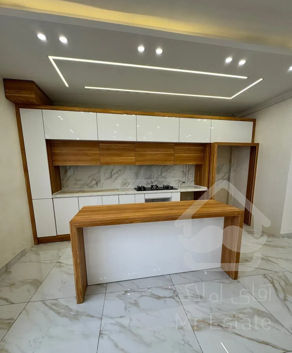 فروش آپارتمان ۱۱۰ متر در صومعه سرا