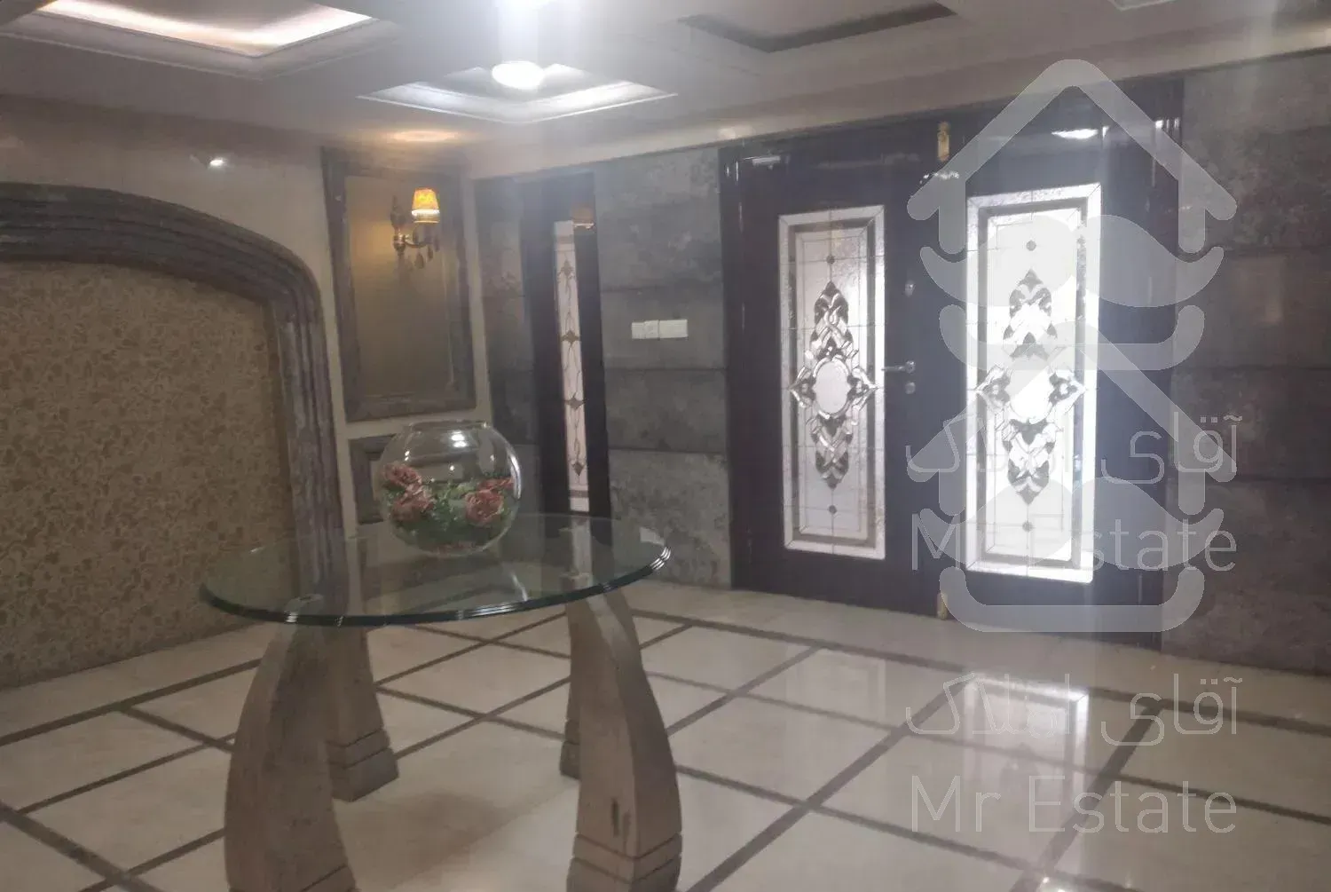 اجاره ۱۴۷ متر در برج کامرانیه