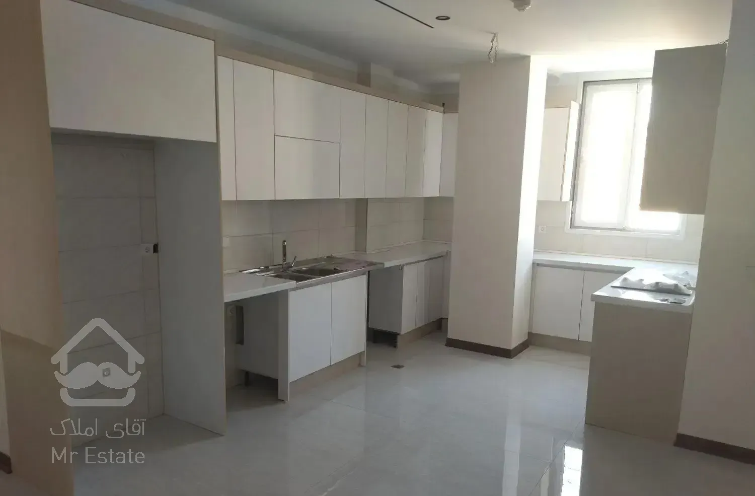 ۸۸/۵ متر ۲ خواب / نوساز / فروشنده واقعی / تخلیه