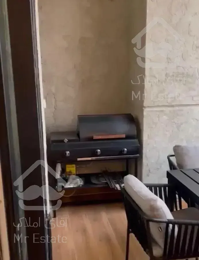 ۱۴۰متر ساسان/۱۵متر تراس گاردن/۳پارکینگ سندی