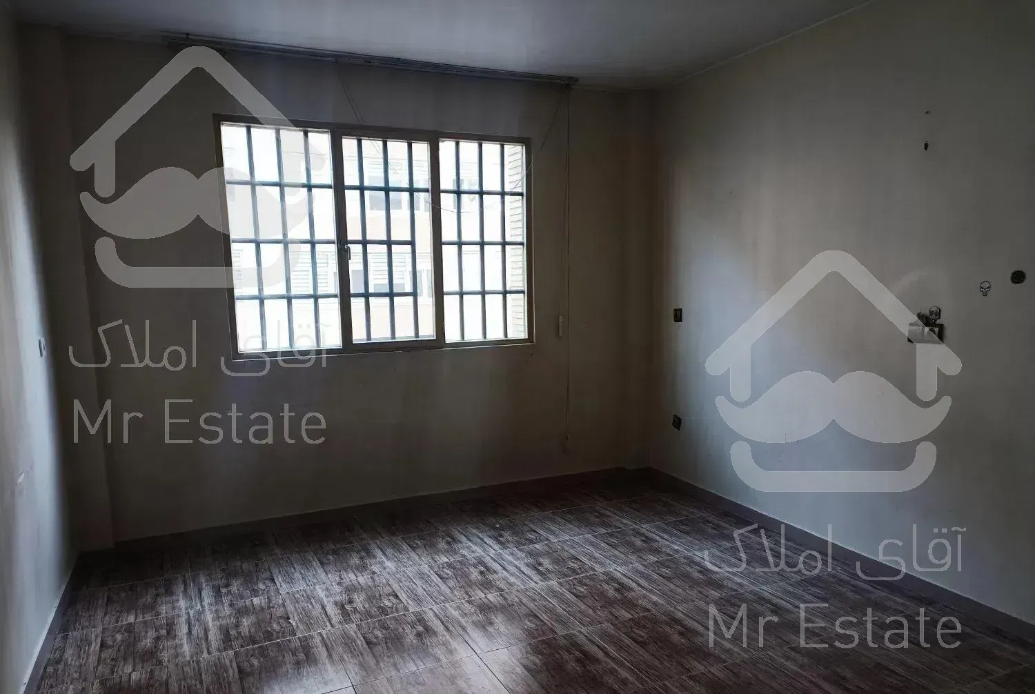 ۲۰۰متر.چهار خواب.خ سربداران