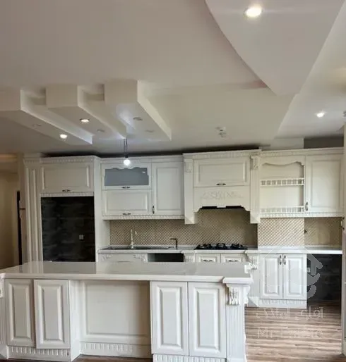 ۱۳۰ متر سه خواب اشرفی پل حکیم