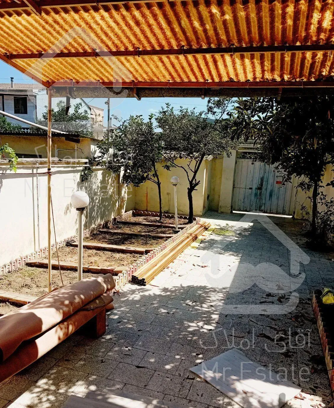 ویلایی قدیمی شیک خ تهران دخانیات